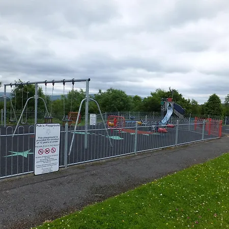 度假居 Holiday Homes *