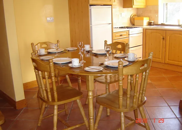 펜션 Holiday Homes